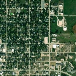 301-399 NE 6th St Greenfield IA High Resolution Satellite Map