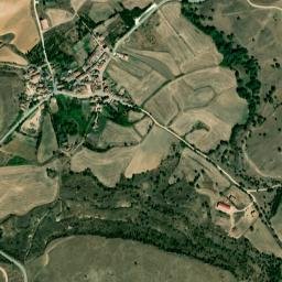 Adrada de Pirón map(satellite map)