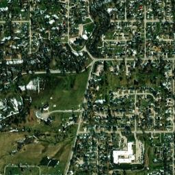 1527 West Finley Avenue Ottumwa IA High Resolution Satellite Map