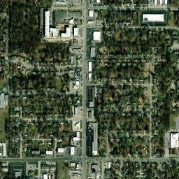 7200-7208 North Oak Trafficway, Gladstone Satellite Map