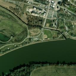 100-114 English Landing Drive, Parkville, MO High Resolution Satellite Map