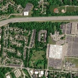 Stratford Manor Ohio High Resolution Satellite Map