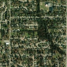 2100-2216 North 77th Street Kansas City High Resolution Satellite Map