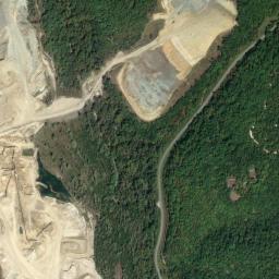 Satellite view of Lake of the Forest Golf Course