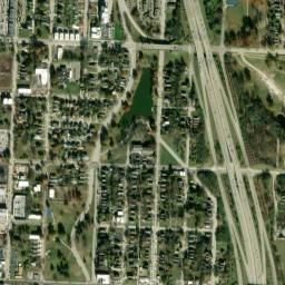 US-71 Kansas City MO 64109 USA High Resolution Satellite Map