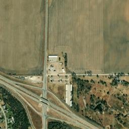 Interstate 135, Newton, KS 67114, USA High Resolution Satellite Map