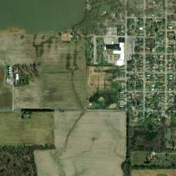 600-898 S Thomas St Christopher IL High Resolution Satellite Map