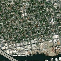 726 W Oak St Stockton, California Satellite Map