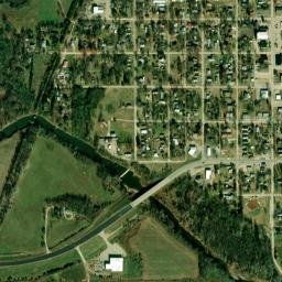 448 W 3rd St Eureka, Kansas Satellite Map