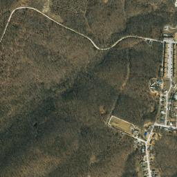 Satellite view of Saint Robert Golf Course