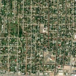 1002 W Elm St, Dodge City, KS 67801 Satellite Map