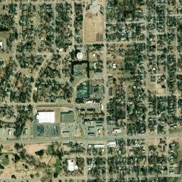 712-798 West Harvey Avenue Wellington KS High Resolution Satellite Map