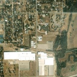 1924 East 15th Avenue Winfield KS 67156 High Resolution Satellite Map