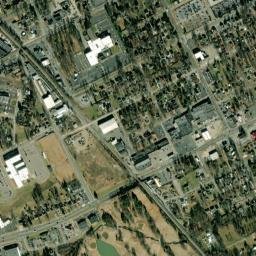 2926 Clark St Paducah Kentucky High Resolution Satellite Map