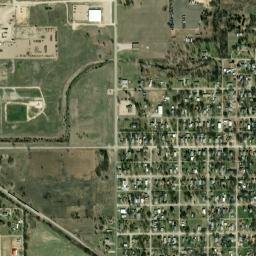 301 N 13th St, Blackwell, OK 74631 Satellite Map