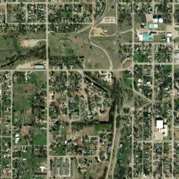 516 South 8th Street Blackwell OK 74631 High Resolution Satellite Map
