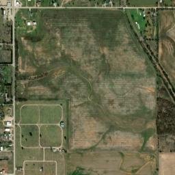 2000-3756 S Main St Blackwell OK High Resolution Satellite Map