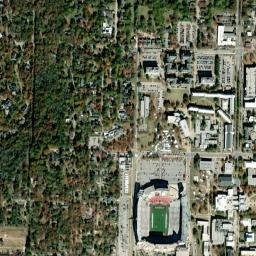 400 N Razorback Rd Fayetteville High Resolution Satellite Map