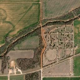 Oklahoma 33, Kingfisher, OK 73750 High Resolution Satellite Map