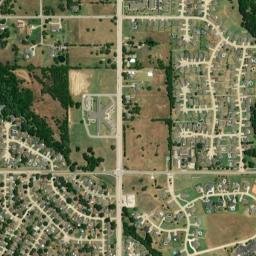 E Independence St Shawnee Oklahoma High Resolution Satellite Map