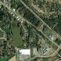 7400-7410 Maywood Drive Olive Branch MS High Resolution Satellite Map