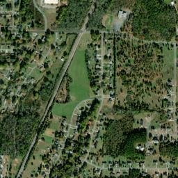 348 Oakwood Dr Cedartown GA High Resolution Satellite Map
