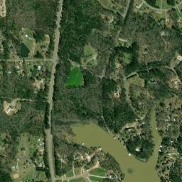 Cove Park Alabama High Resolution Satellite Map