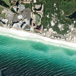 Four Mile Village Florida High Resolution Satellite Map