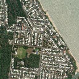 Holloways Beach map(satellite map)