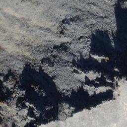 Satellite imagery of Mount Slipper, CA