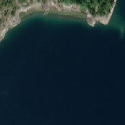 Satellite imagery of Revneset, NO