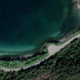 Satellite imagery of Aukan, NO