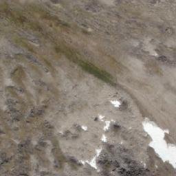 Satellite imagery of Grey Hunter Peak, CA