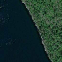 Satellite imagery of Lyngsteinneset, NO