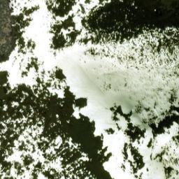 Satellite imagery of Tchawsahmon Ridge, CA