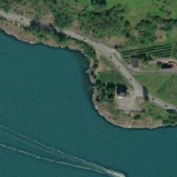 Satellite imagery of Rakenes, NO