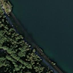 Satellite imagery of Fløsteinneset, NO