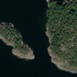 Satellite imagery of Vadholmen, FI