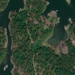 Satellite imagery of Hallonholmen, FI