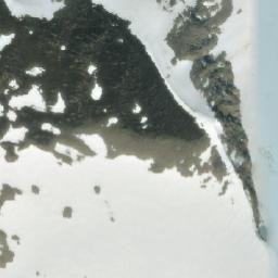 Satellite imagery of Mount Porsild, CA