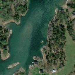 Satellite imagery of Risholmen, AX