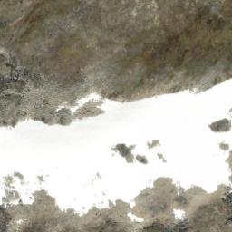 Satellite imagery of Four Crown Mountain, CA