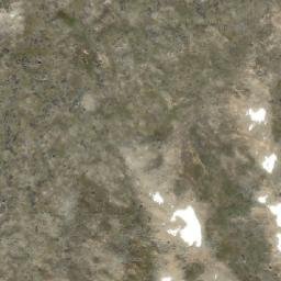 Satellite imagery of Four Crown Mountain, CA
