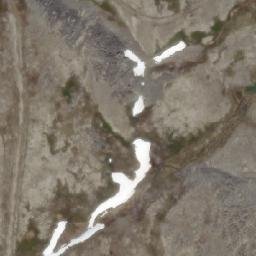Satellite imagery of Three Guardsmen Pass, CA
