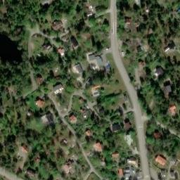 Satellite imagery of Boo 73, SE