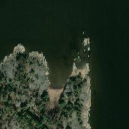Satellite imagery of Løvøyknubben, NO