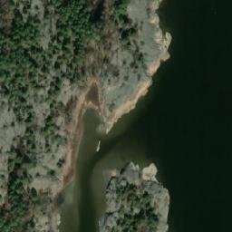 Satellite imagery of Løvøyknubben, NO
