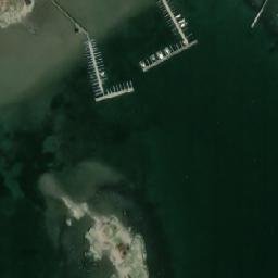 Satellite imagery of Arnfinntangen, NO