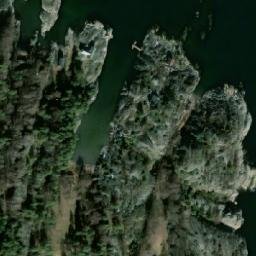 Satellite imagery of Isenskjær, NO