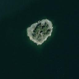 Satellite imagery of Fladholmen, SE